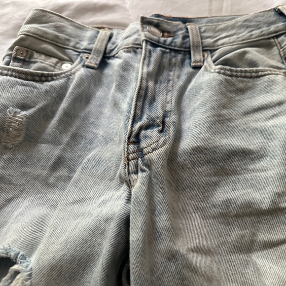 Jeans - Picture 3 of 4